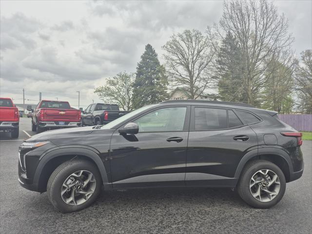 used 2025 Chevrolet Trax car, priced at $24,124