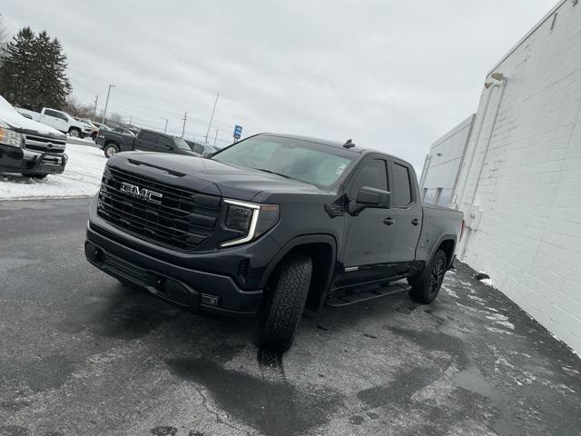 used 2022 GMC Sierra 1500 car, priced at $41,084