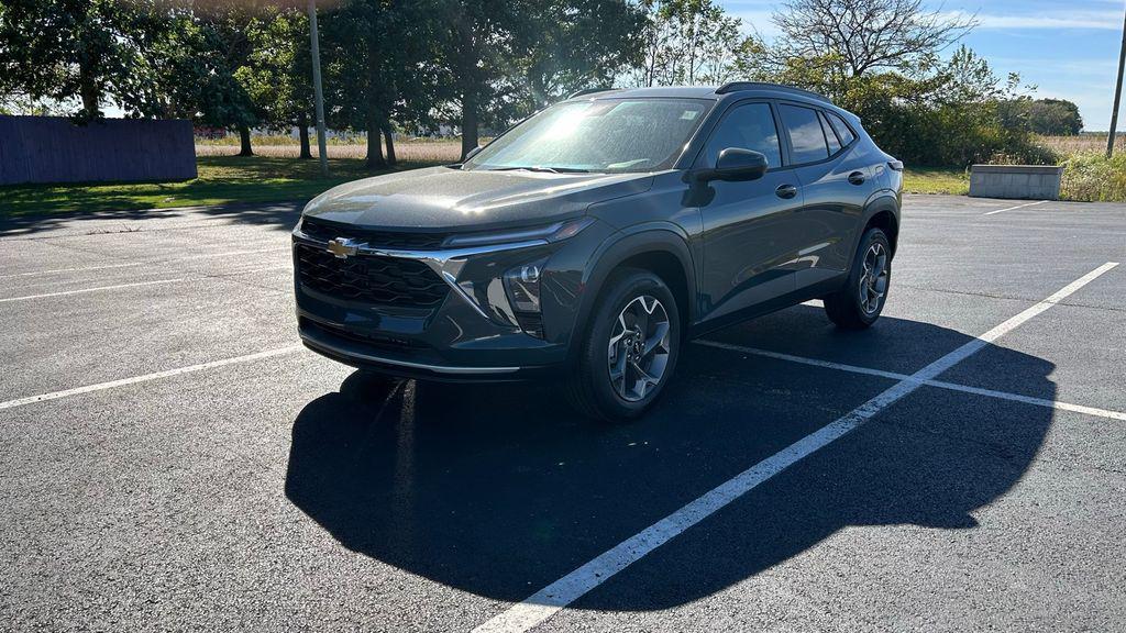 new 2025 Chevrolet Trax car, priced at $24,690