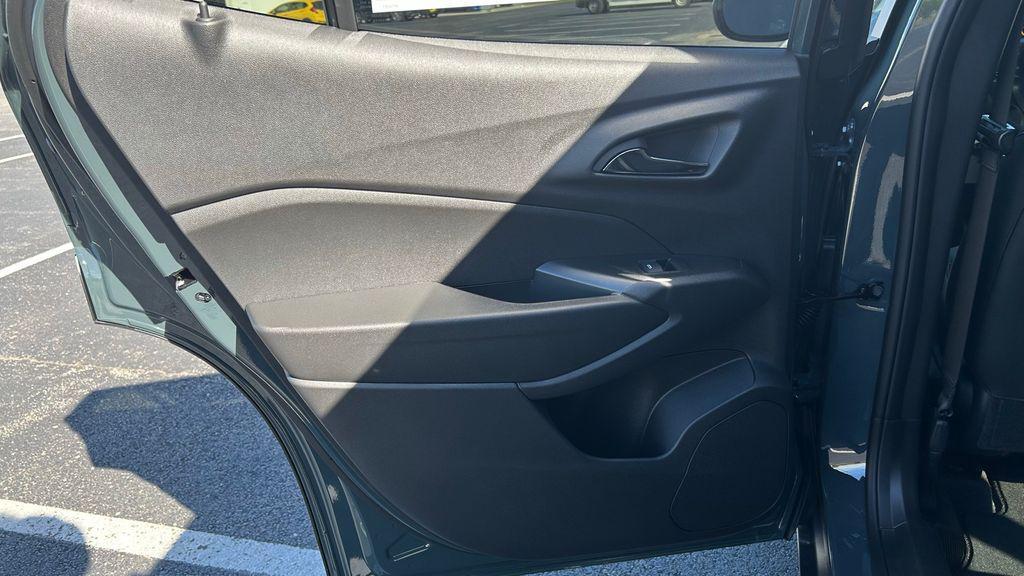 new 2025 Chevrolet Trax car, priced at $24,690