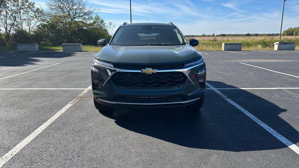 new 2025 Chevrolet Trax car, priced at $24,690