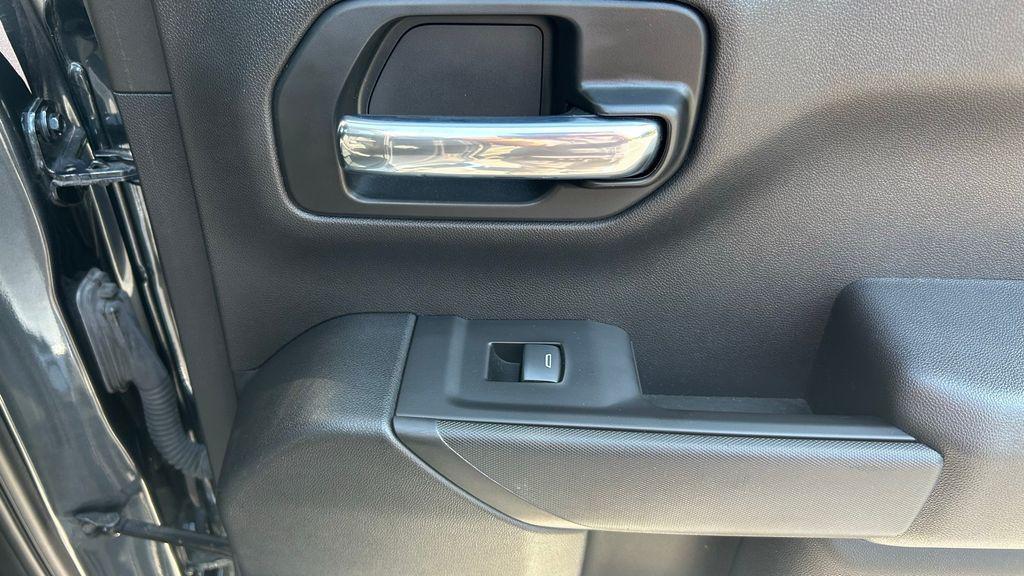 used 2022 Chevrolet Silverado 1500 car, priced at $29,978