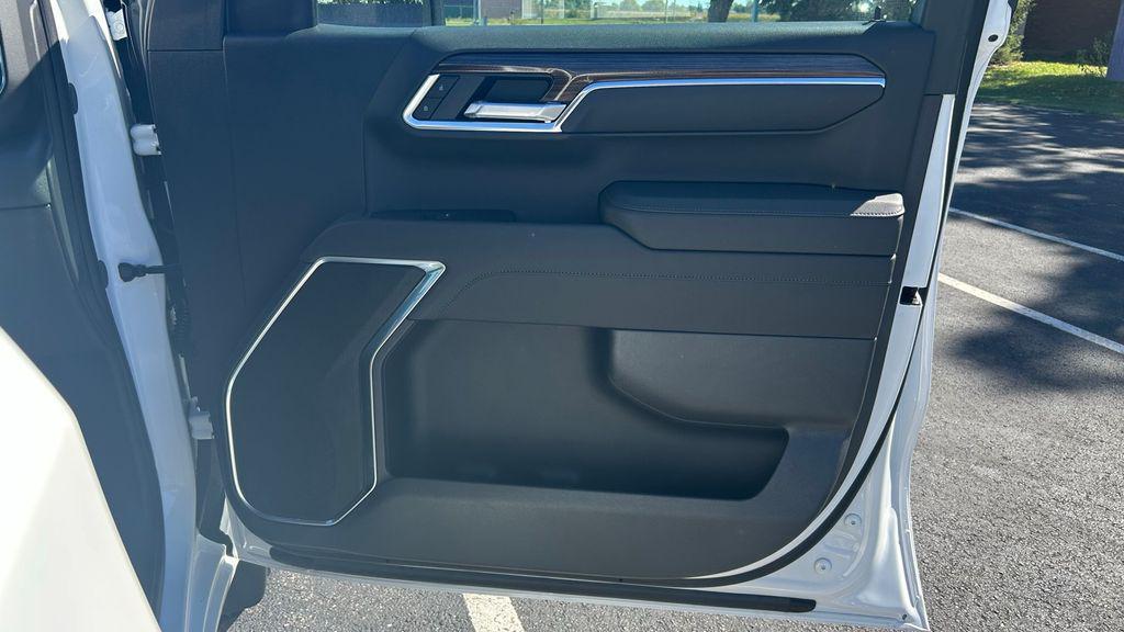 new 2025 Chevrolet Silverado 1500 car, priced at $48,979