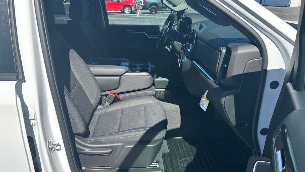 new 2025 Chevrolet Silverado 1500 car, priced at $48,979