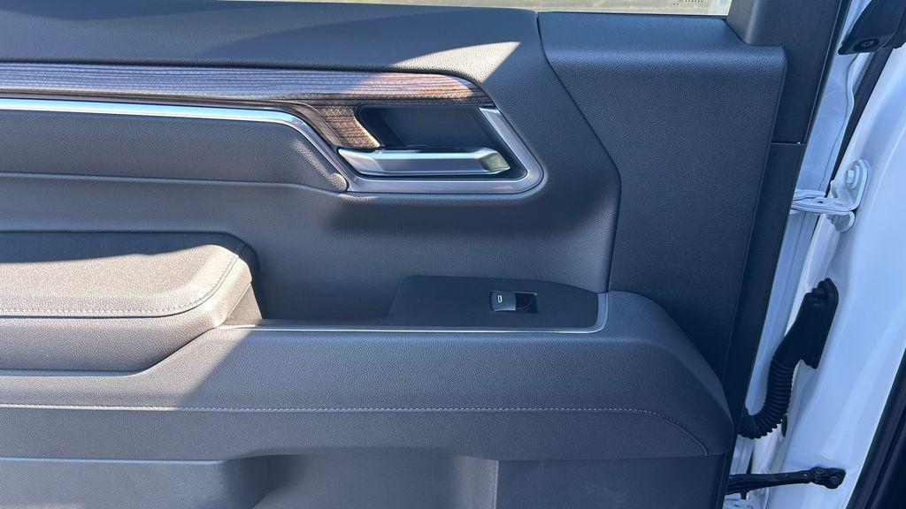 new 2025 Chevrolet Silverado 1500 car, priced at $48,979