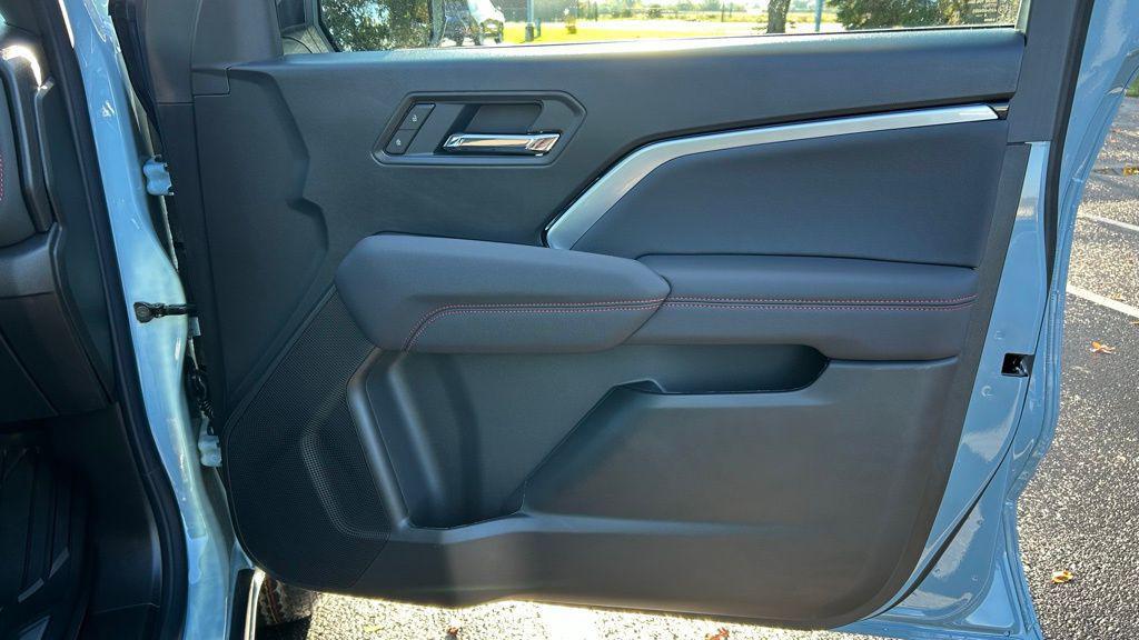 new 2026 Chevrolet Colorado car, priced at $51,000