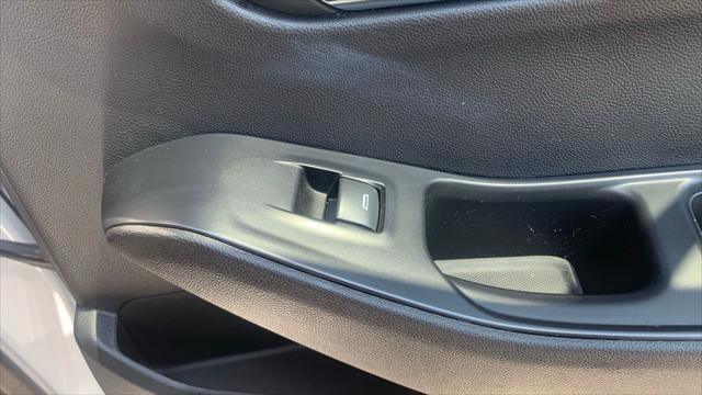 used 2022 Chevrolet Traverse car, priced at $28,323