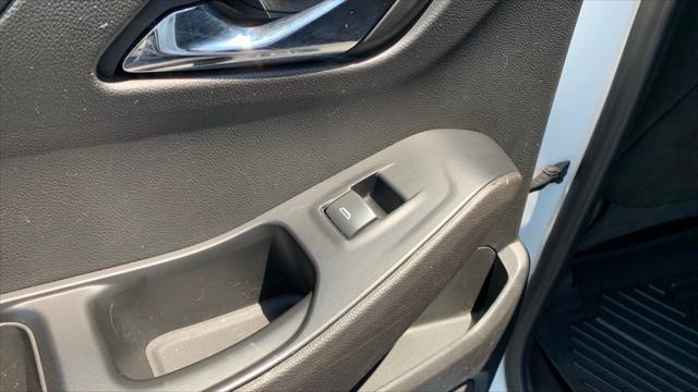 used 2022 Chevrolet Traverse car, priced at $28,323