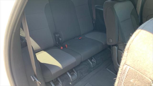 used 2022 Chevrolet Traverse car, priced at $28,323