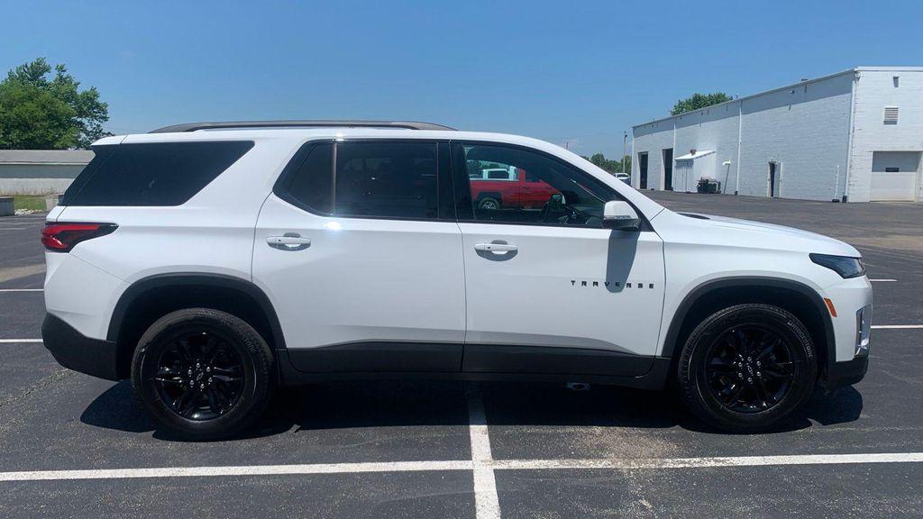 used 2022 Chevrolet Traverse car, priced at $26,519