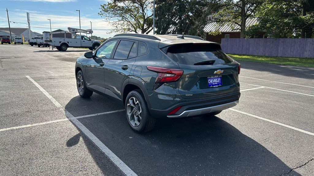 new 2025 Chevrolet Trax car, priced at $24,990