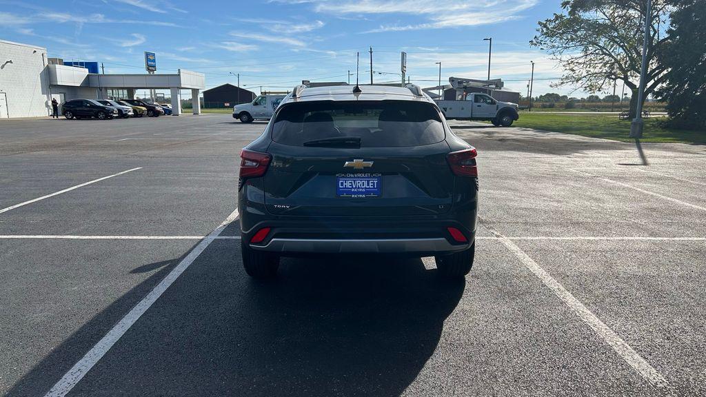 new 2025 Chevrolet Trax car, priced at $24,990