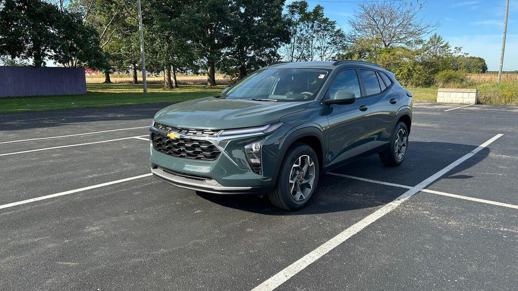 new 2025 Chevrolet Trax car, priced at $24,990
