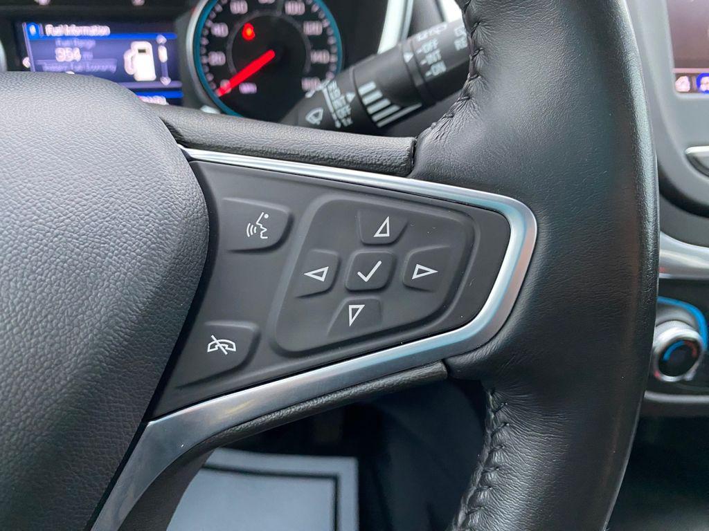 used 2022 Chevrolet Equinox car, priced at $20,978