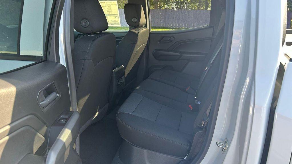 new 2026 Chevrolet Colorado car, priced at $32,033