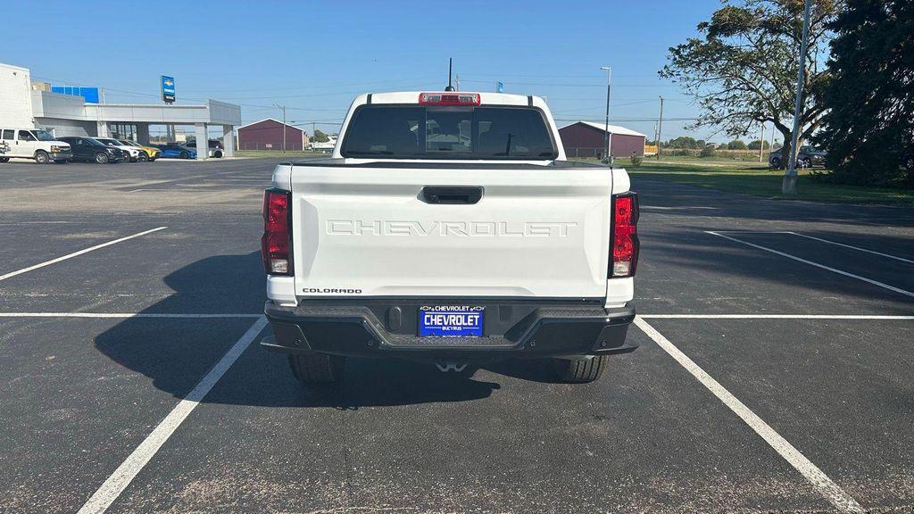 new 2026 Chevrolet Colorado car, priced at $32,033