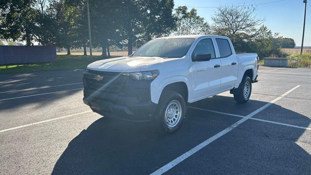 new 2026 Chevrolet Colorado car, priced at $32,033