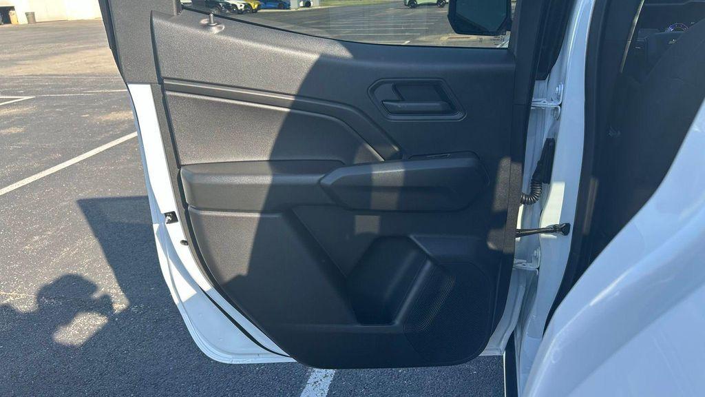 new 2026 Chevrolet Colorado car, priced at $32,033