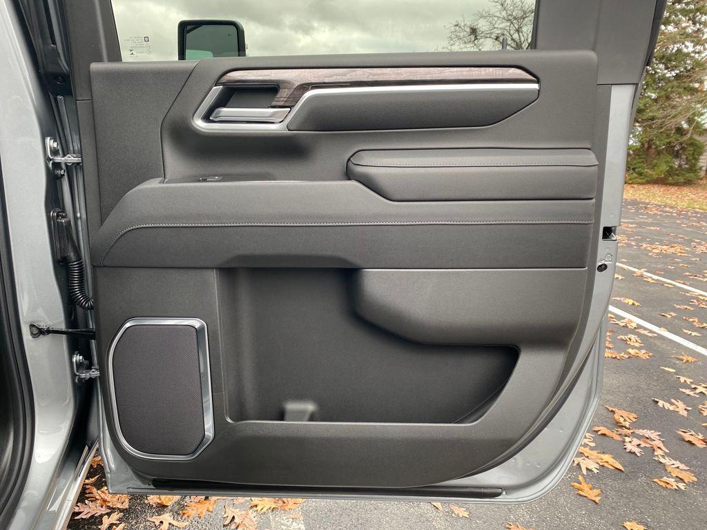 new 2026 Chevrolet Silverado 3500 car, priced at $82,800