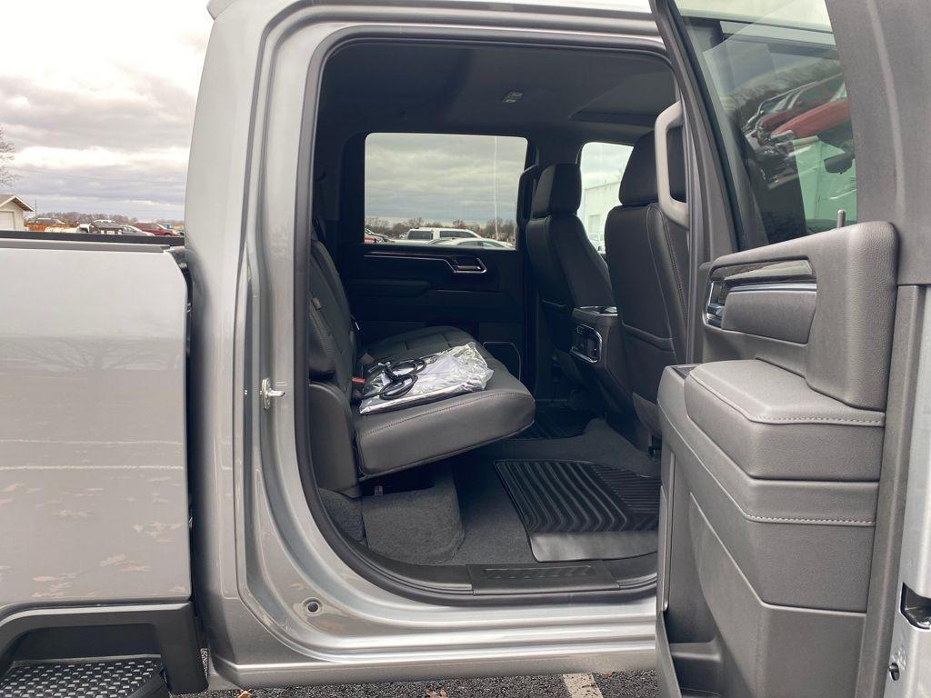 new 2026 Chevrolet Silverado 3500 car, priced at $82,800