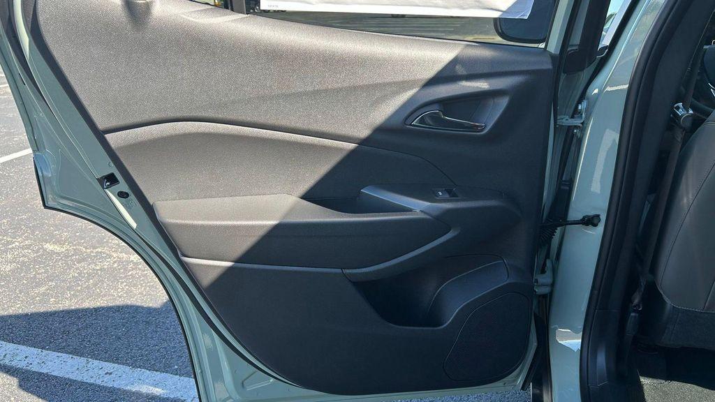 new 2025 Chevrolet Trax car, priced at $26,690