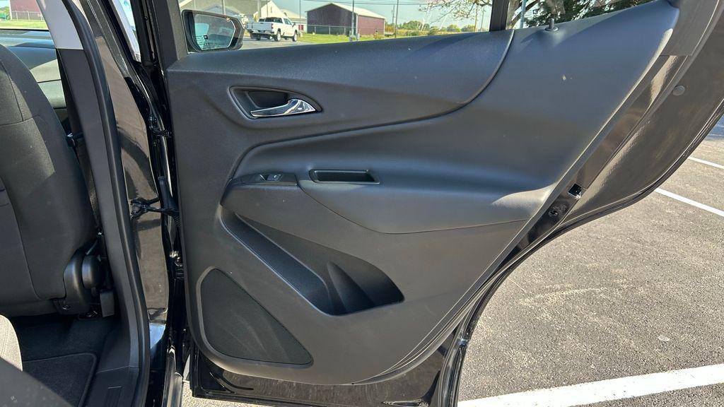 used 2023 Chevrolet Equinox car, priced at $23,999