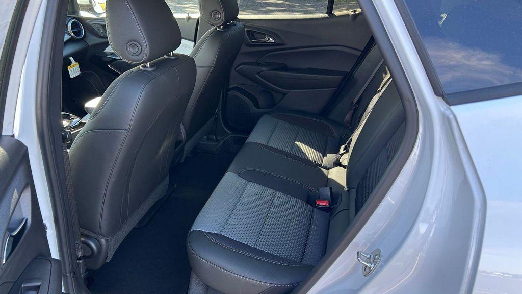 new 2025 Chevrolet Trax car, priced at $24,690
