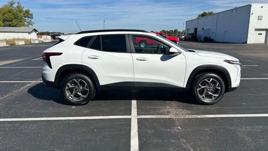 new 2025 Chevrolet Trax car, priced at $24,690