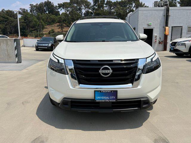 new 2024 Nissan Pathfinder car, priced at $41,530