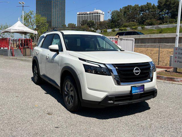 new 2024 Nissan Pathfinder car, priced at $39,725