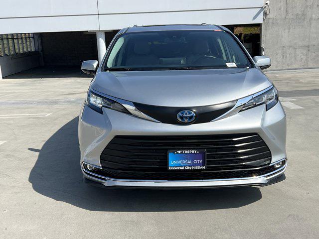 used 2023 Toyota Sienna car, priced at $43,980