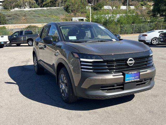 new 2025 Nissan Kicks car, priced at $23,725