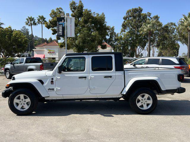 used 2022 Jeep Gladiator car, priced at $31,800