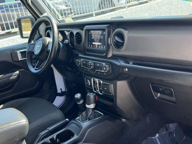 used 2022 Jeep Gladiator car, priced at $31,800