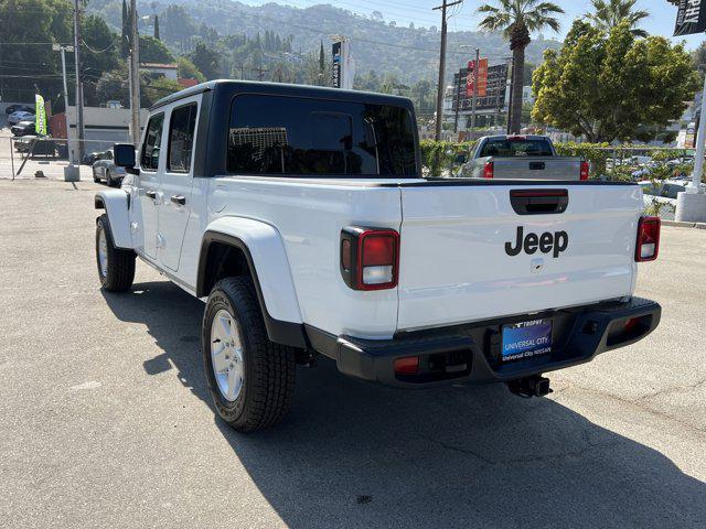 used 2022 Jeep Gladiator car, priced at $31,800