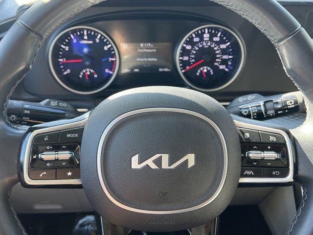 used 2022 Kia Carnival car, priced at $29,800