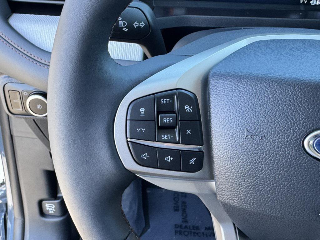 new 2025 Ford Explorer car, priced at $44,660