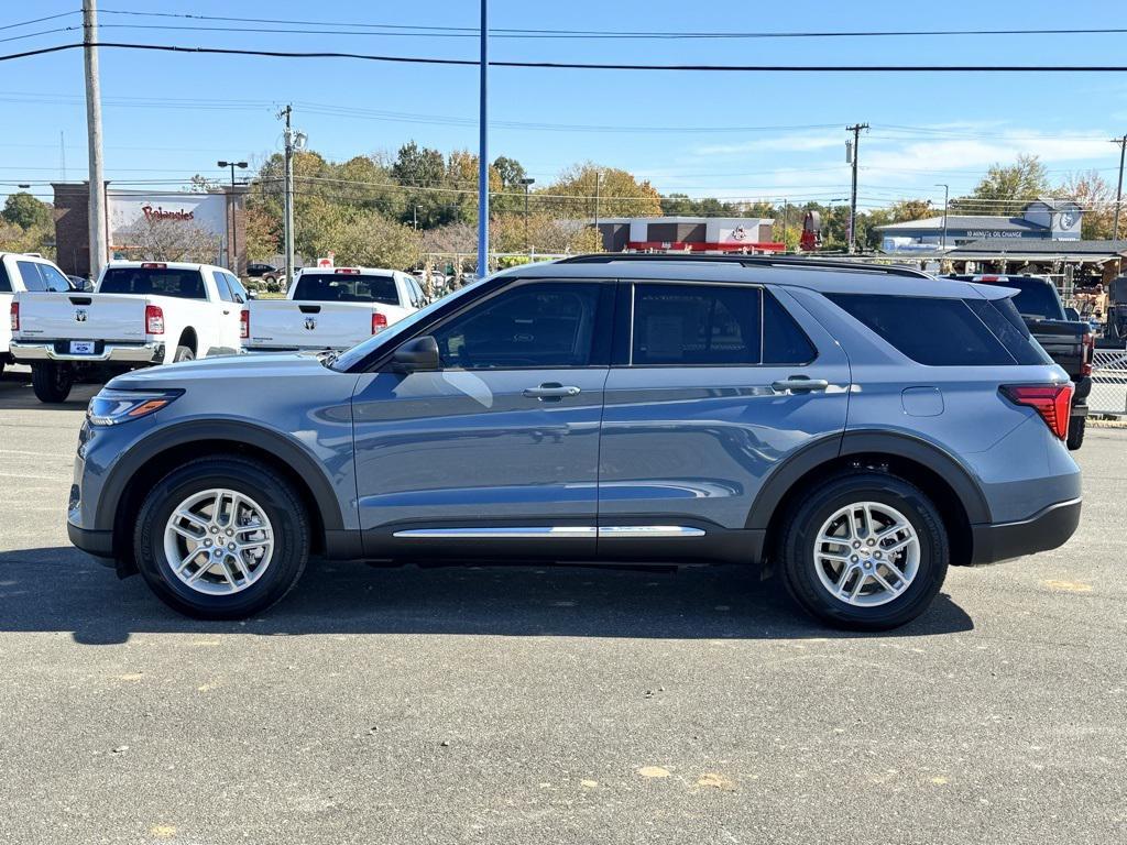new 2025 Ford Explorer car, priced at $44,660