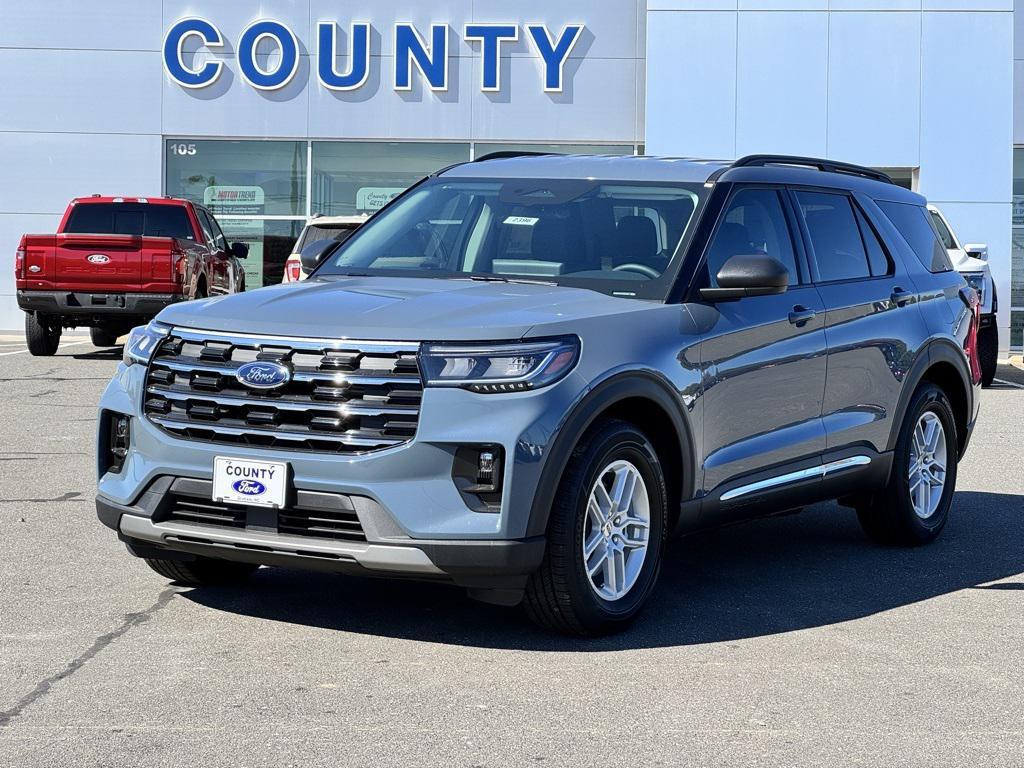 new 2025 Ford Explorer car, priced at $44,660