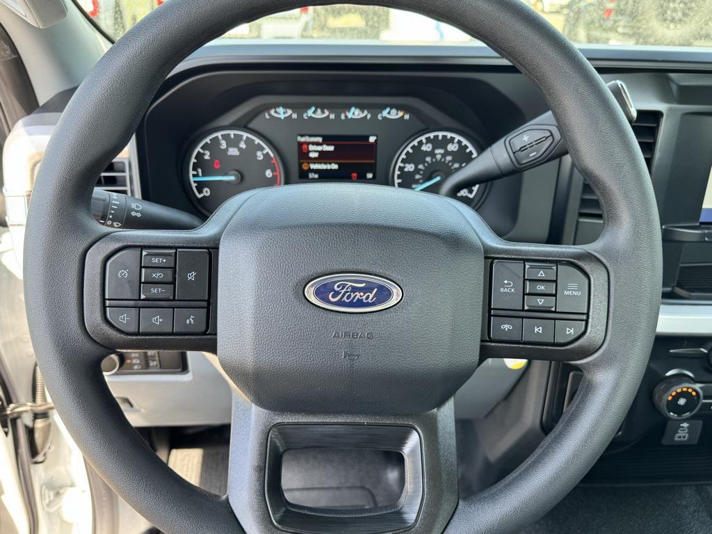 new 2025 Ford F-250 car, priced at $43,000
