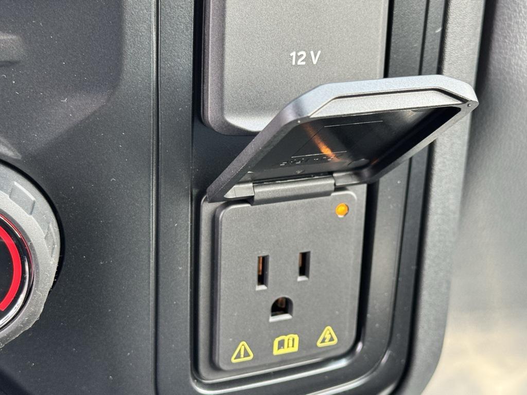 new 2025 Ford F-350 car, priced at $59,740