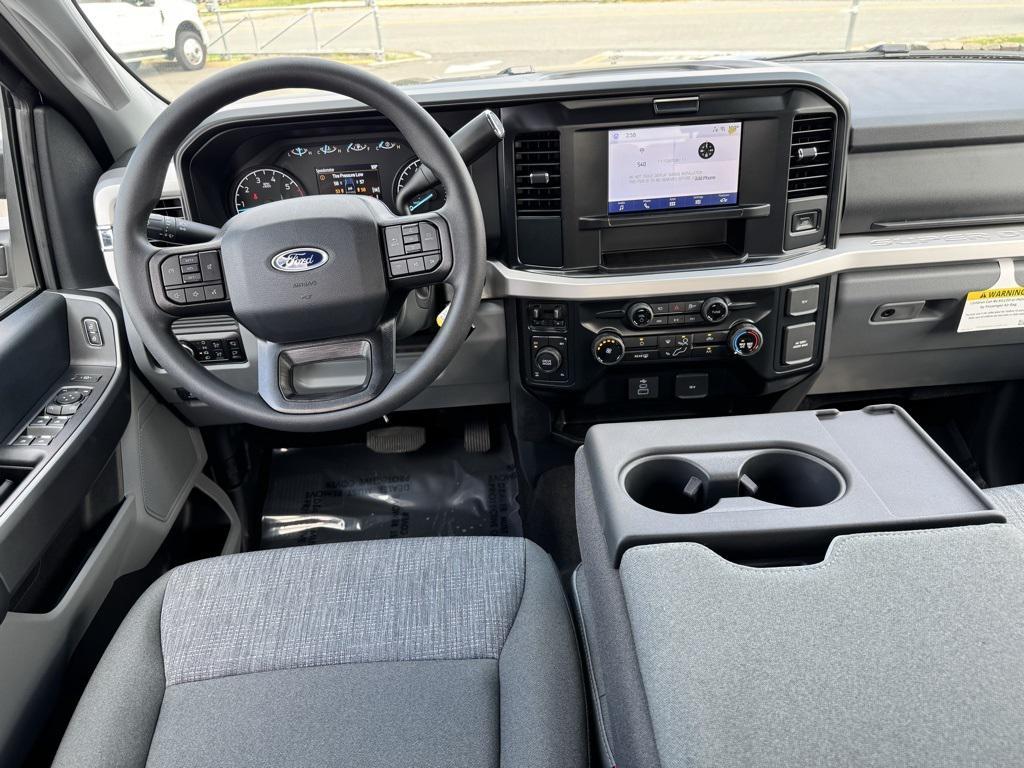 new 2025 Ford F-350 car, priced at $59,740