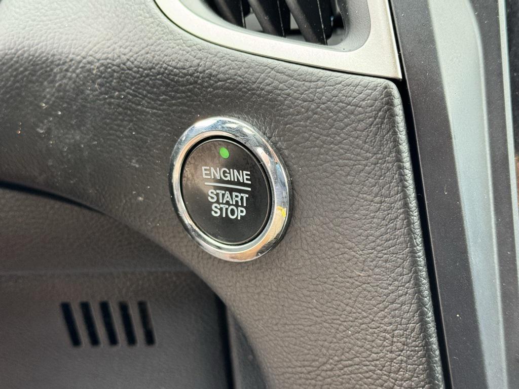 used 2022 Ford Edge car, priced at $24,998