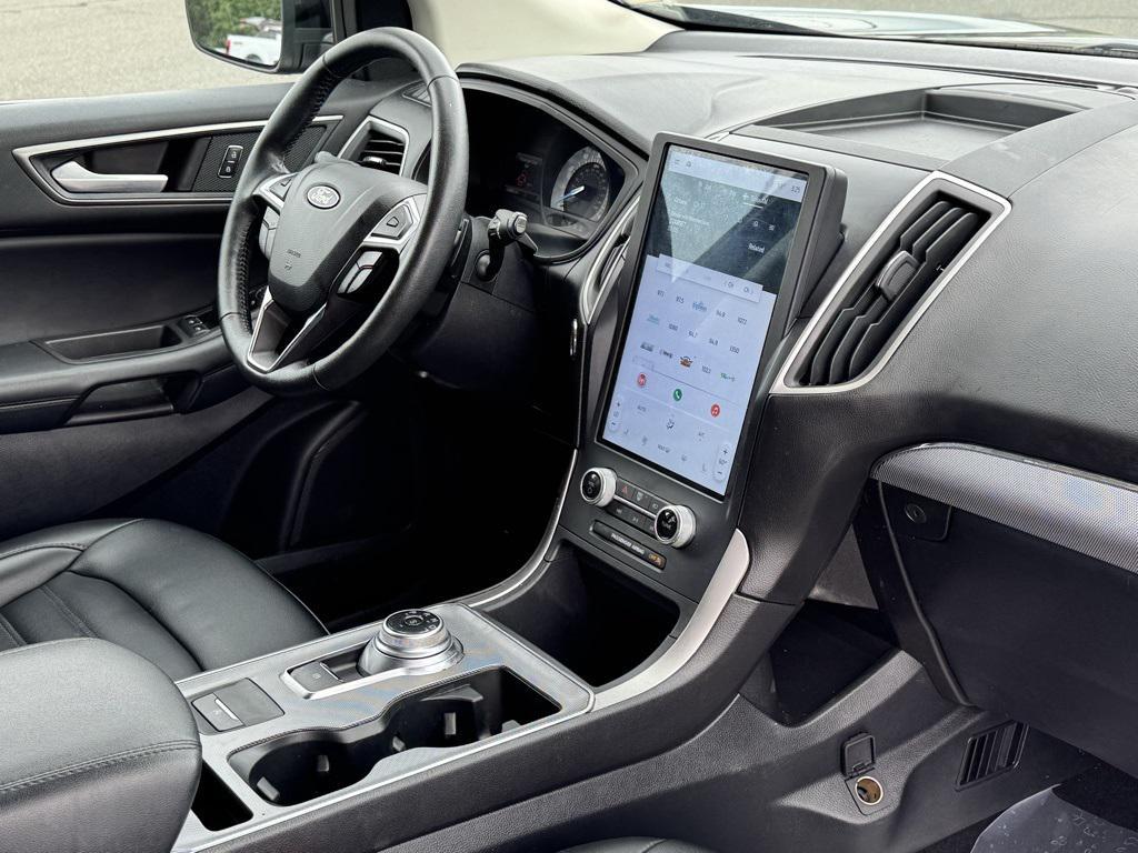 used 2022 Ford Edge car, priced at $24,998