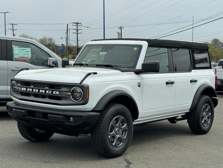 new 2024 Ford Bronco car, priced at $43,920