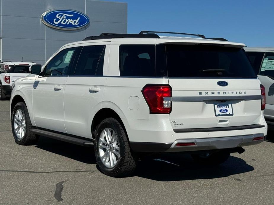 new 2024 Ford Expedition car, priced at $72,175
