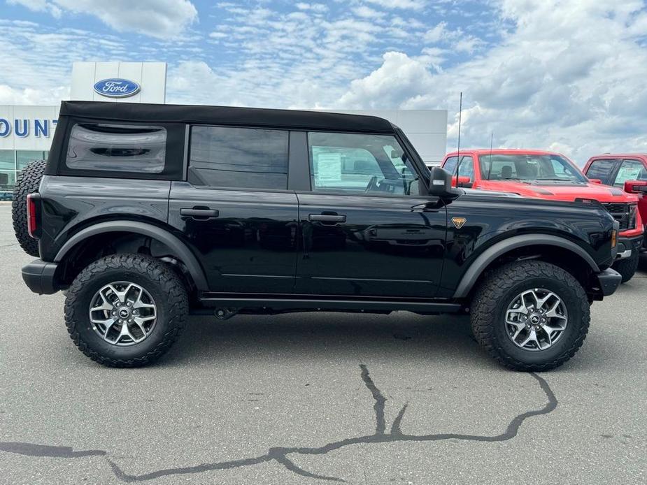 new 2024 Ford Bronco car, priced at $61,535