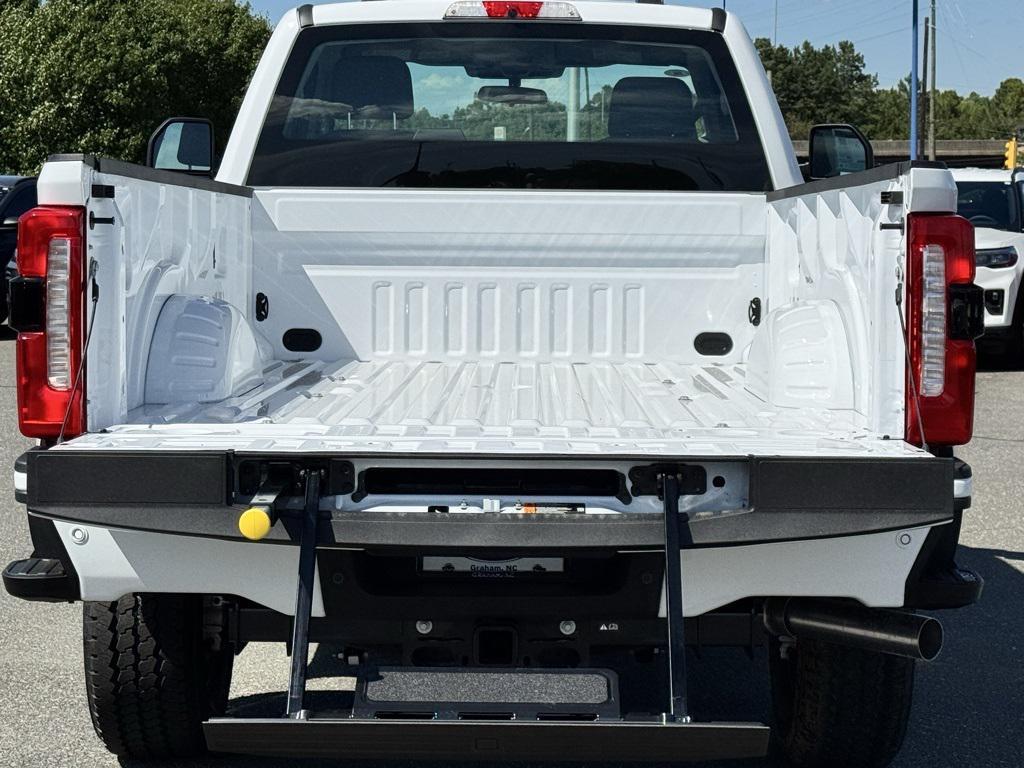 new 2025 Ford F-350 car, priced at $55,064
