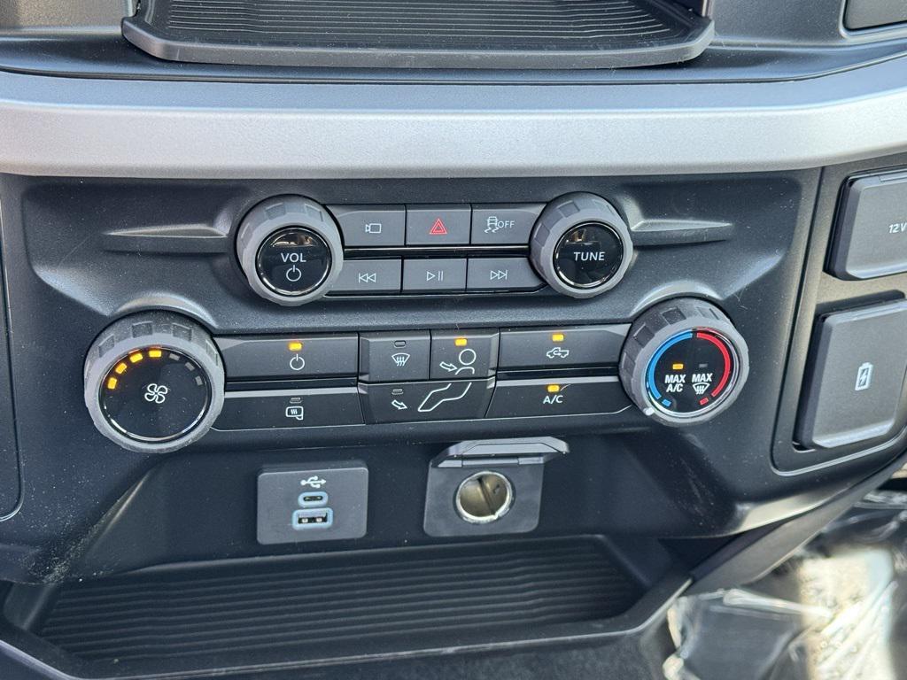 new 2025 Ford F-350 car, priced at $55,064