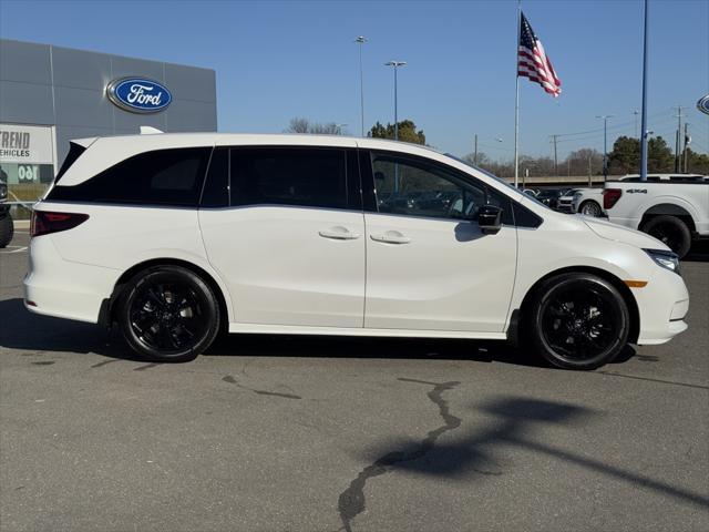 used 2023 Honda Odyssey car, priced at $34,000